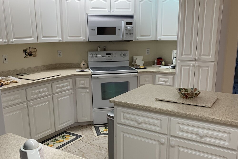 Photo of Kitchen in Harbour Heights