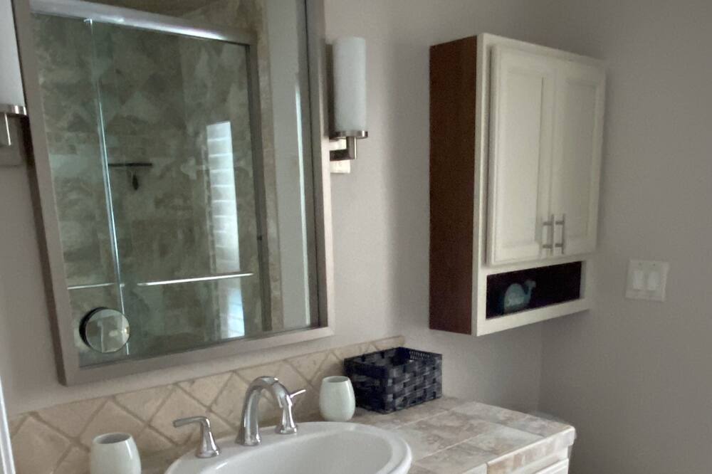 Photo of Bathroom in McGregor