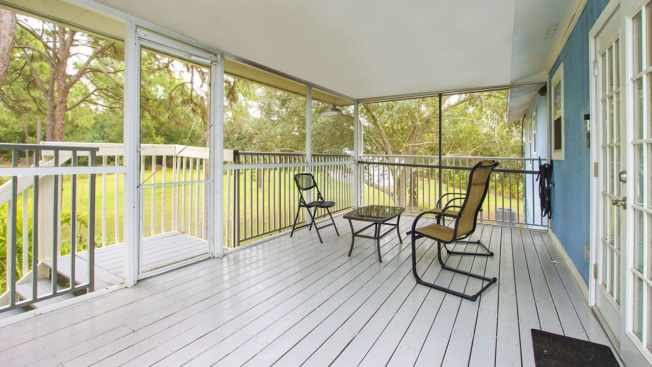 Photo of Patio Balcony in Saint James City