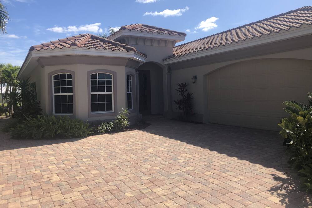 Photo of Outdoor in Fort Myers Shores