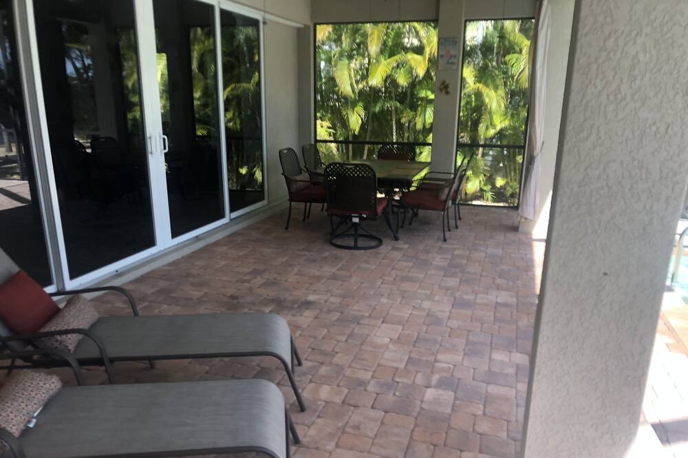 Photo of Patio Balcony in Fort Myers Shores