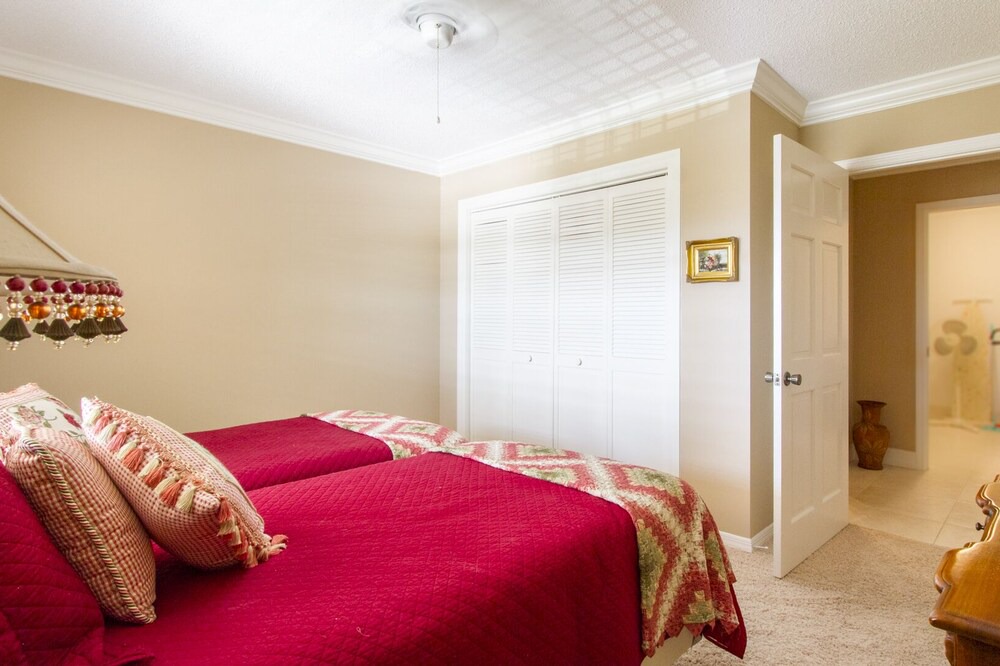 Photo of Bedroom in Royal Harbor