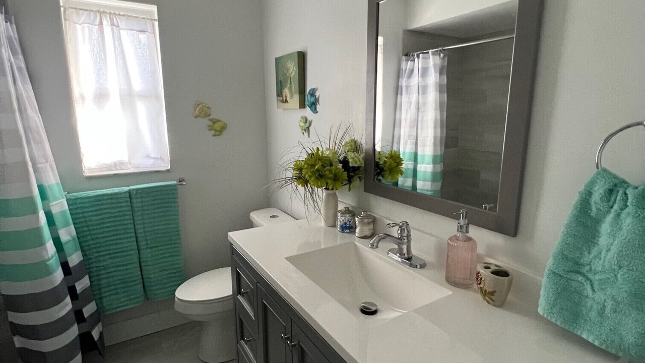 Photo of Bathroom in Yacht Club