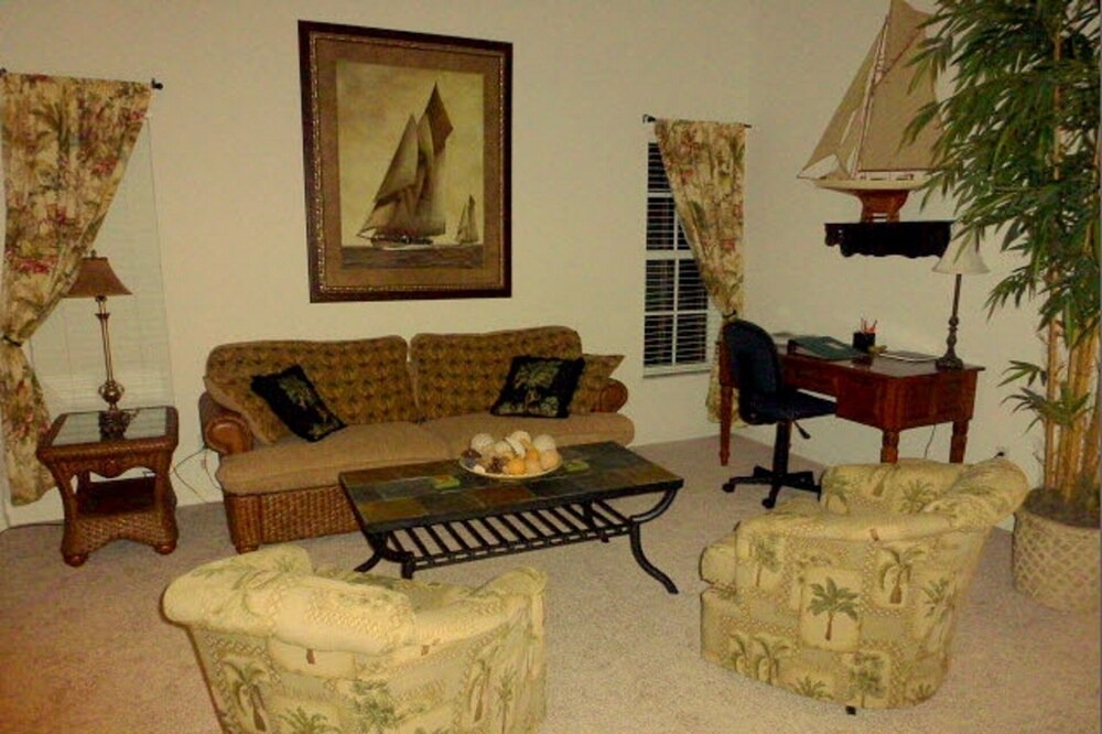 Photo of Livingroom in Plantation