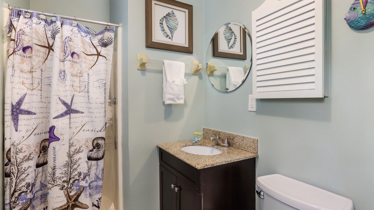 Photo of Bathroom in Holmes Beach