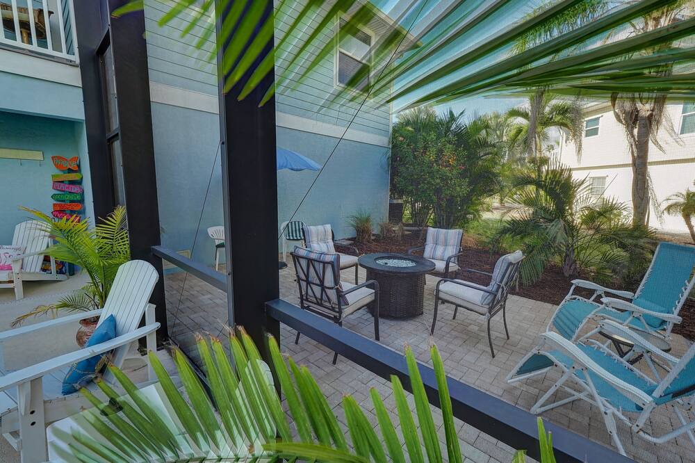 Photo of Patio Balcony in Cape Haze