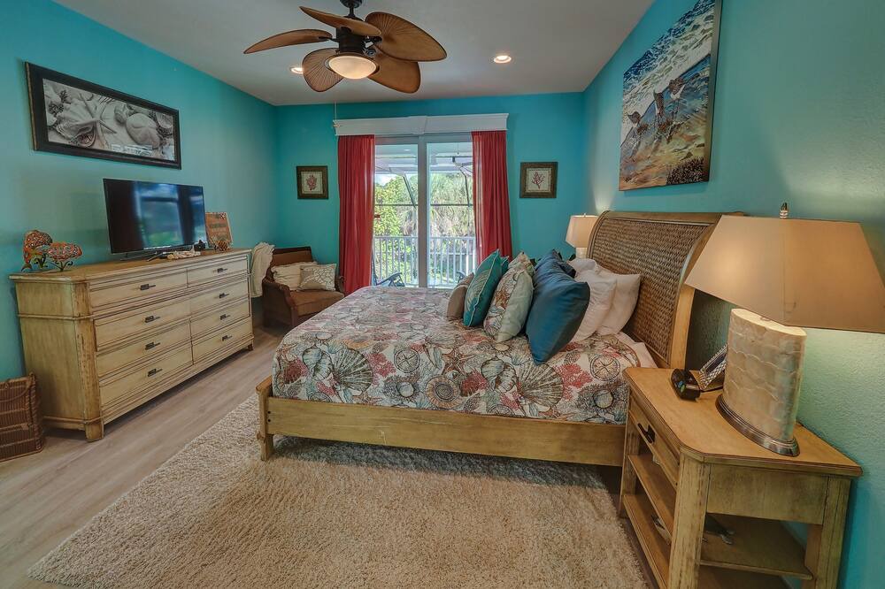 Photo of Bedroom in Cape Haze
