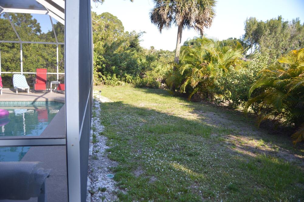 Photo of Outdoor in Rotonda Lakes