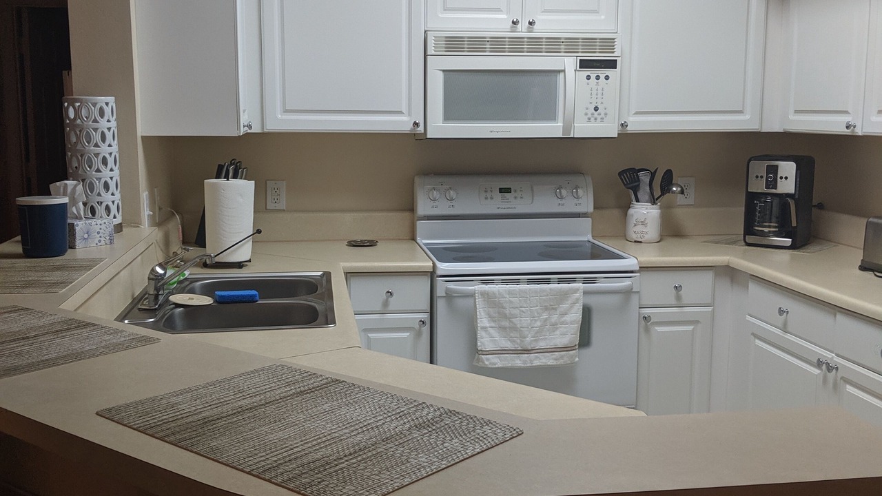Photo of Kitchen in Beachwalk Isles