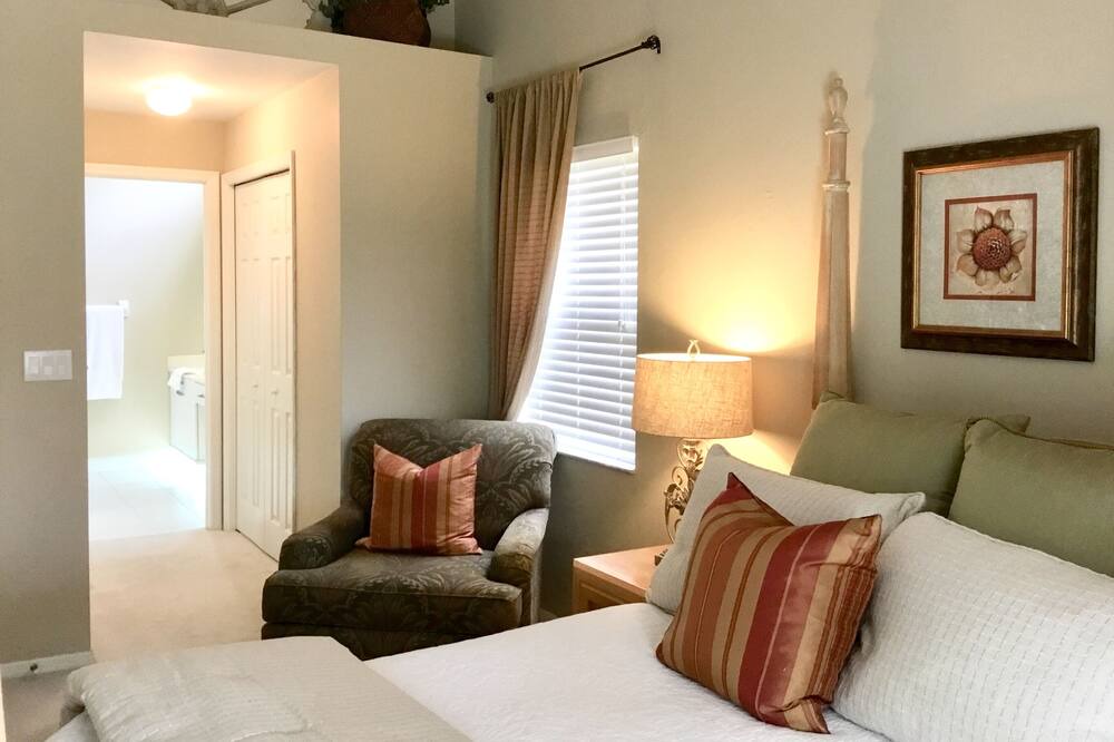 Photo of Bedroom in Gateway