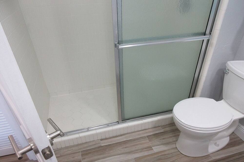 Photo of Bathroom in South Island