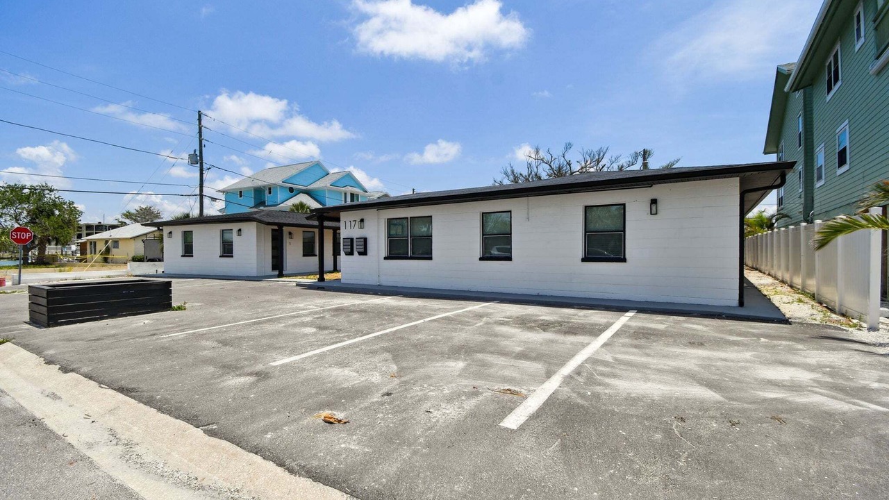 Photo of Others in Treasure Island