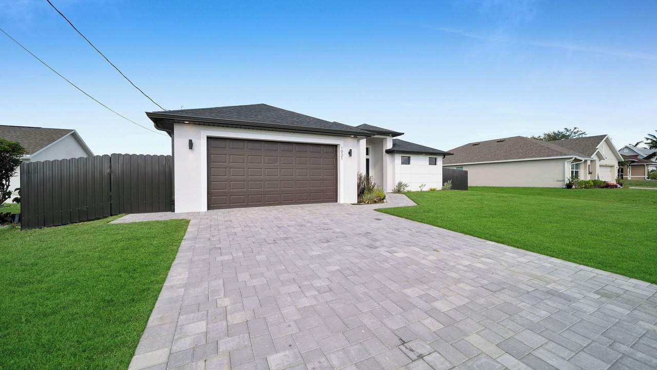 Photo of Outdoor in Mariner