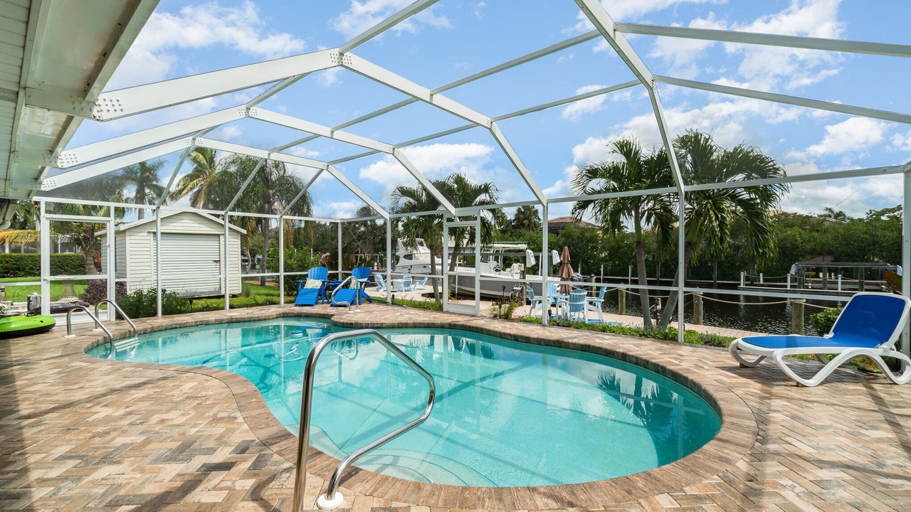 Photo of Others in Lochmoor Waterway Estates