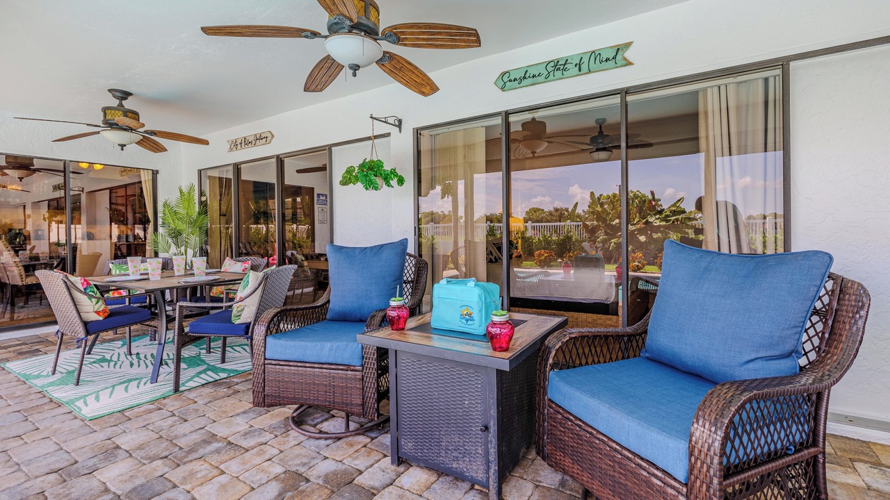 Photo of Patio Balcony in Lochmoor Waterway Estates