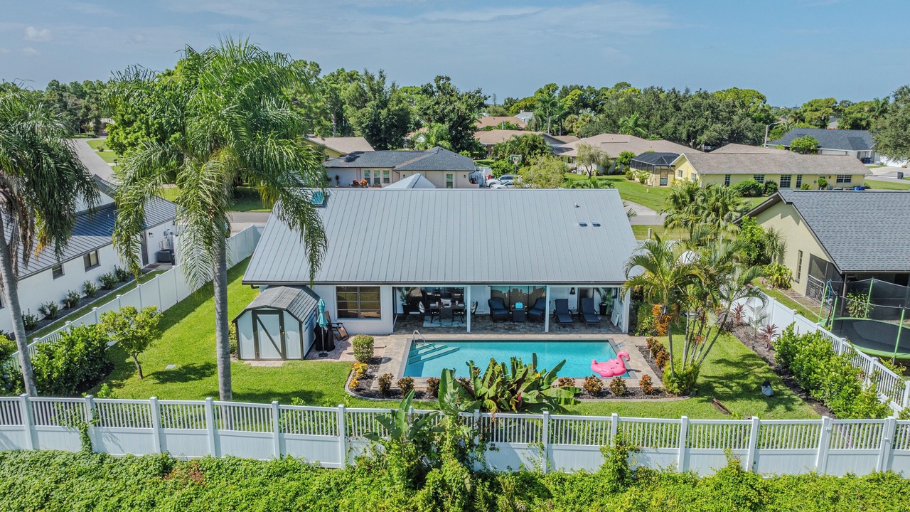 Photo of Outdoor in Lochmoor Waterway Estates