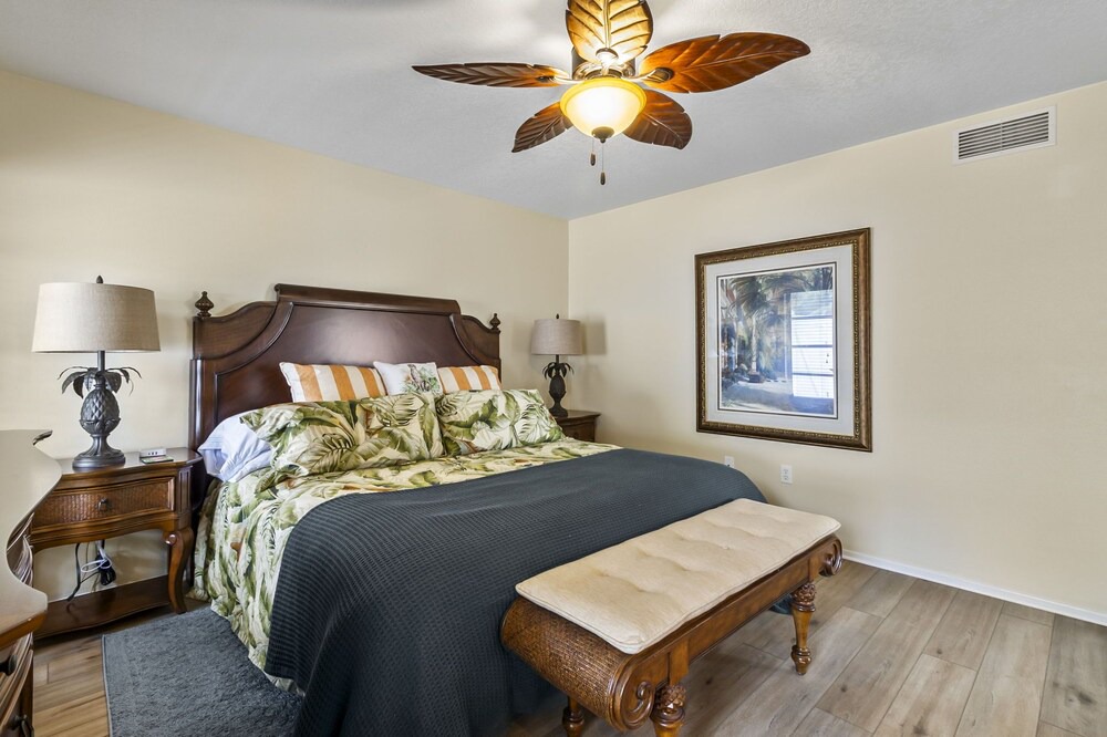 Photo of Bedroom in Englewood East