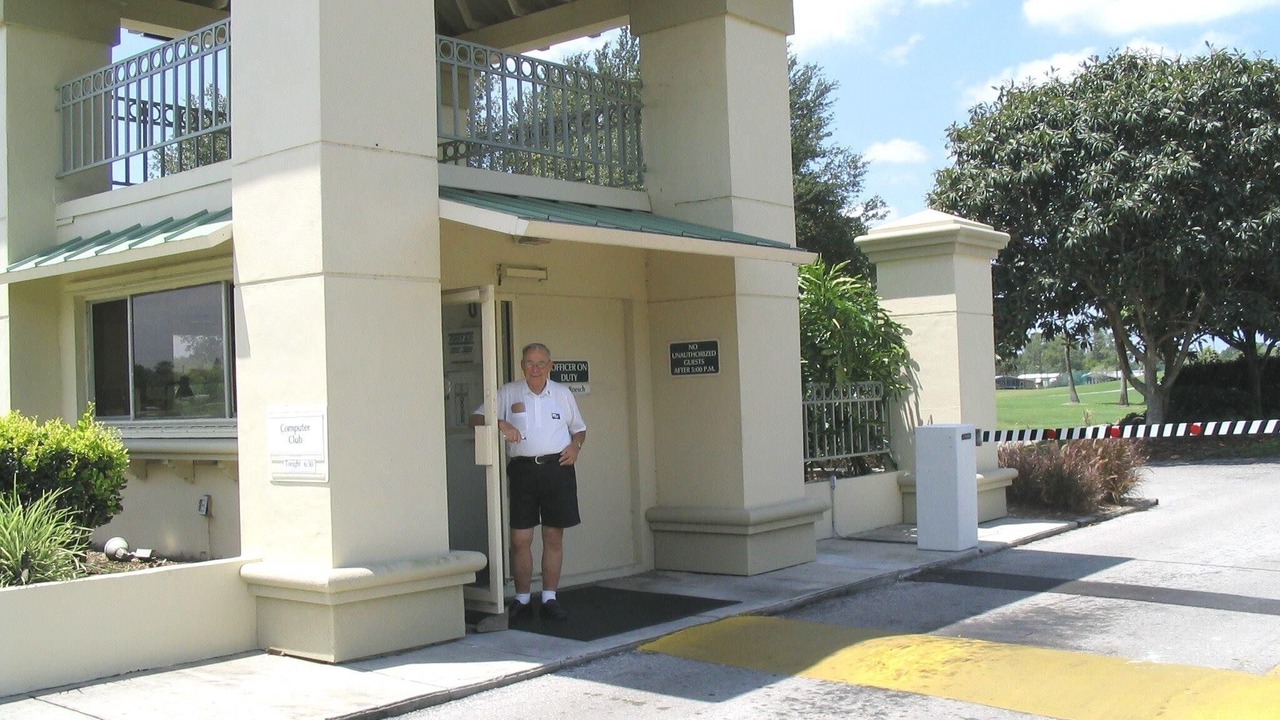 Photo of Outdoor in Jacarandas