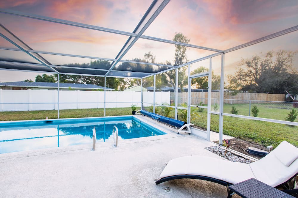 Photo of Outdoor in Lochmoor Waterway Estates