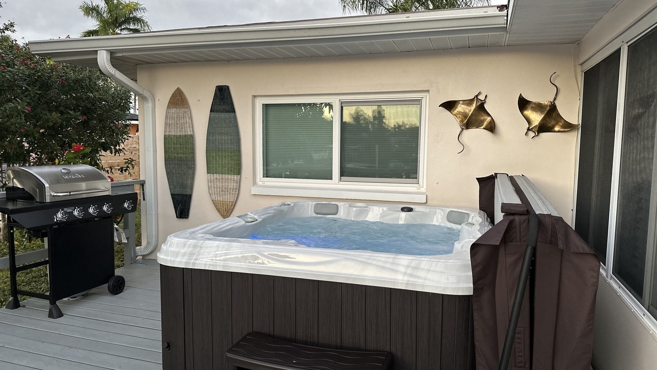 Photo of Outdoor in Lochmoor Waterway Estates