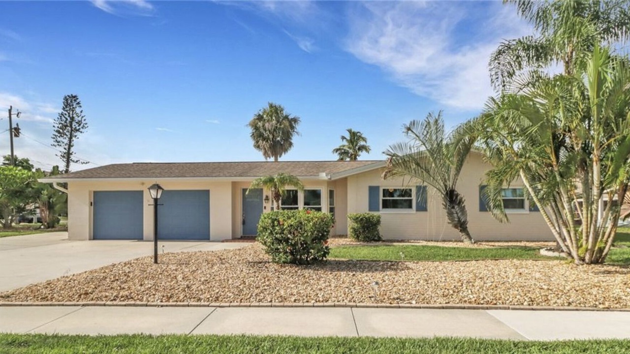 Photo of Outdoor in Lochmoor Waterway Estates