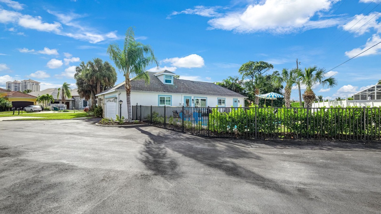 Photo of Outdoor in Naples Park
