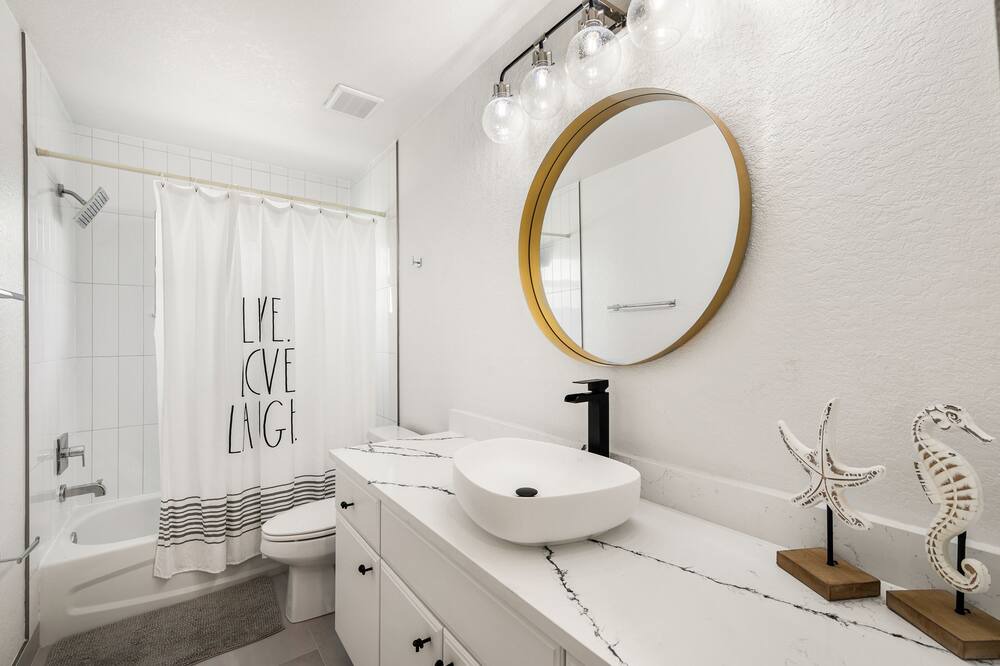 Photo of Bathroom in Rotonda Lakes