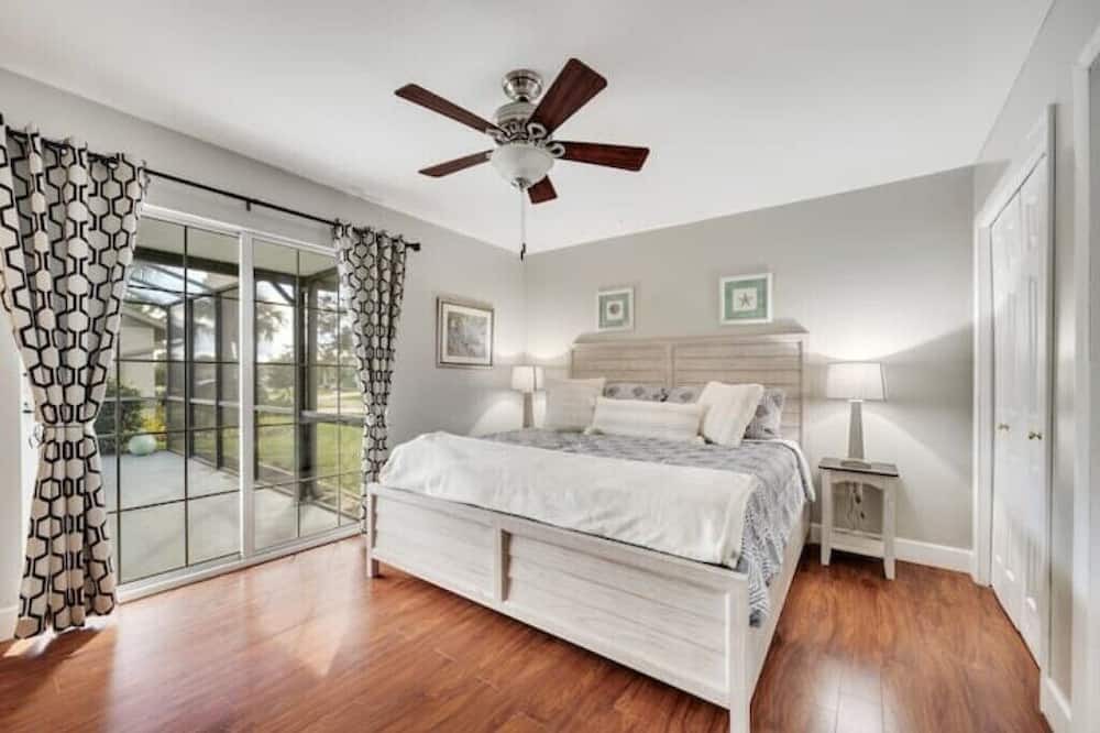 Photo of Bedroom in Charlotte Park