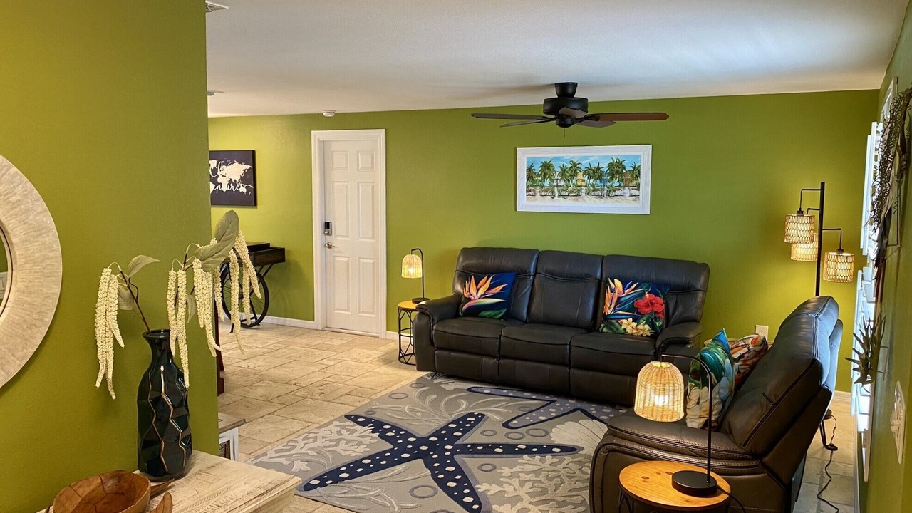 Photo of Bedroom in Yacht Club