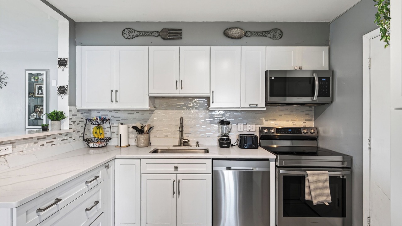 Photo of Kitchen in Venice Gardens