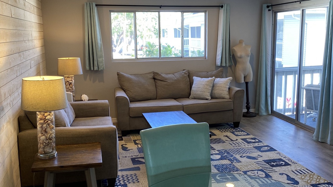 Photo of Livingroom in Charlotte Harbor