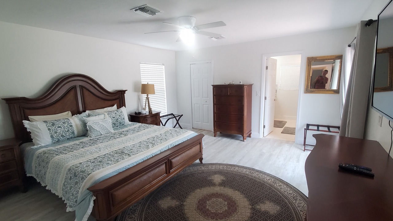 Photo of Bedroom in Fort Myers Shores