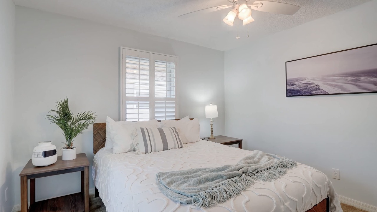 Photo of Bedroom in Royal Harbor