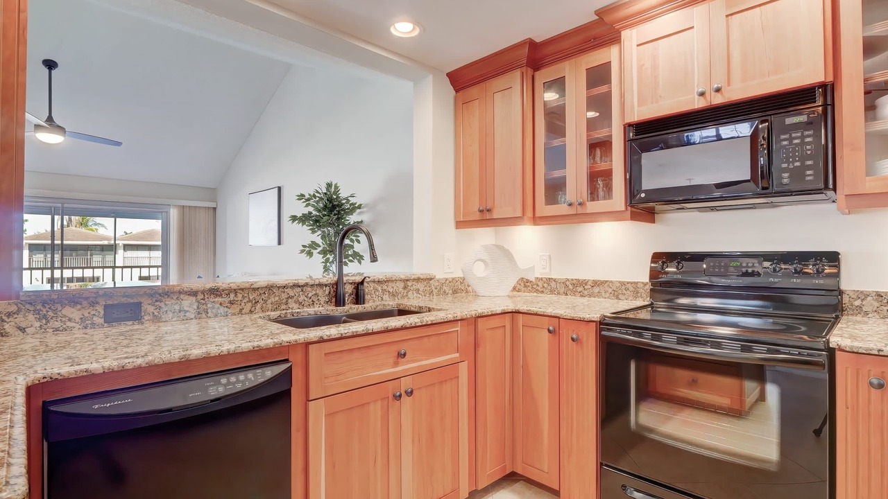 Photo of Kitchen in Royal Harbor