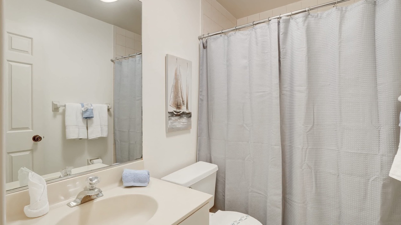 Photo of Bathroom in Royal Harbor