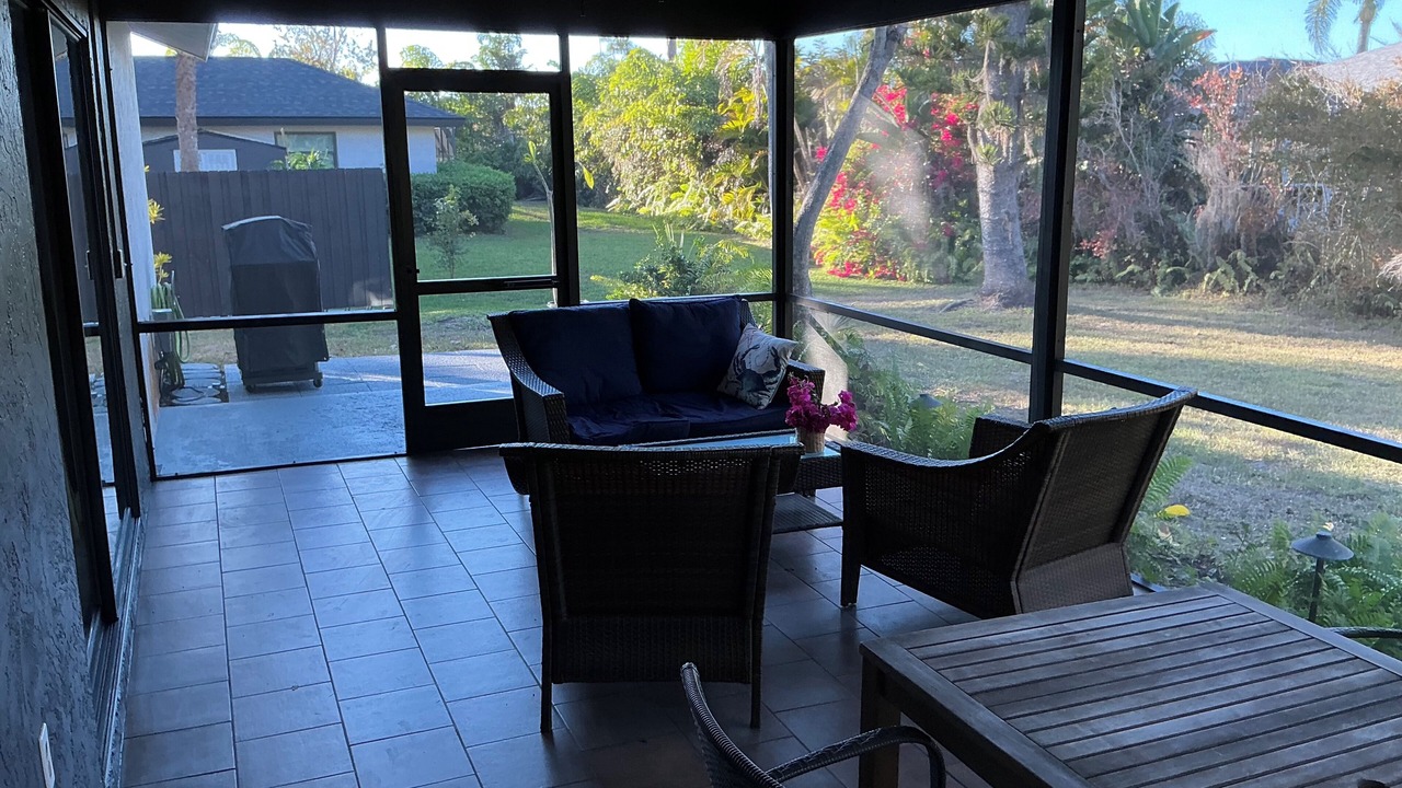 Photo of Patio Balcony in Laurel