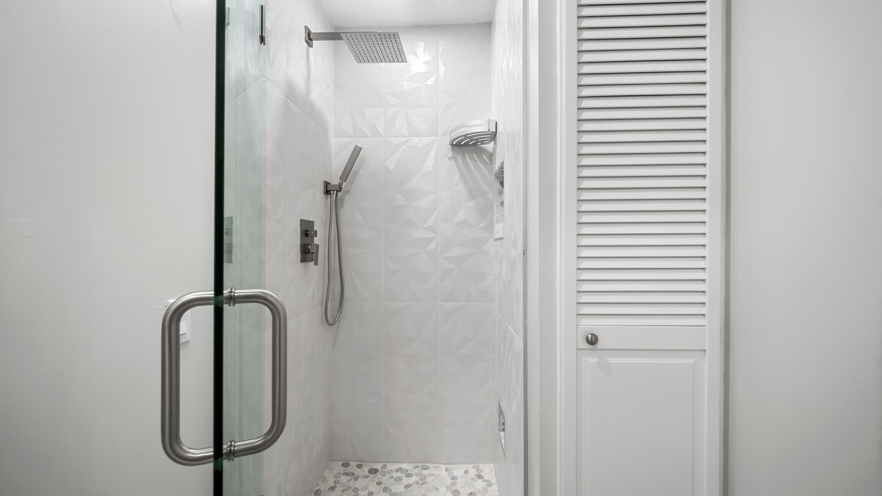 Photo of Bathroom in Englewood