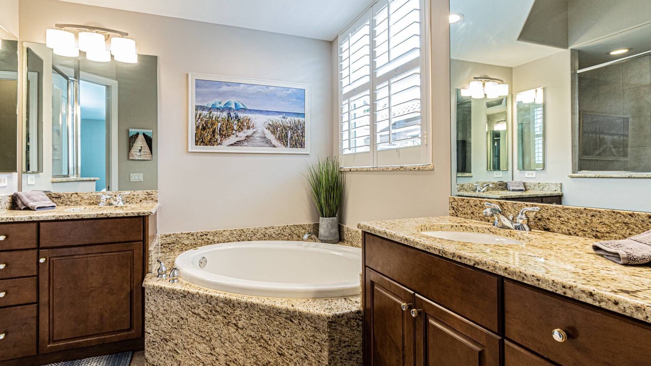 Photo of Bathroom in Central Naples