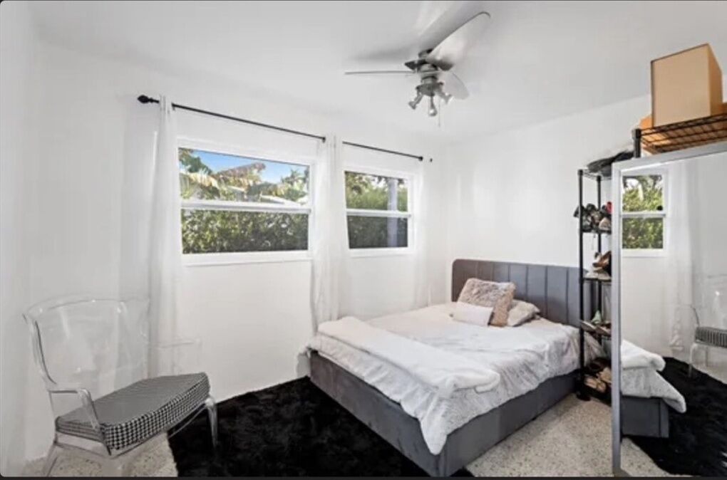 Photo of Bedroom in Valencia Terrace