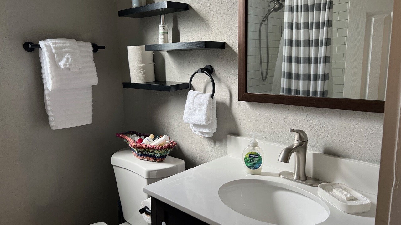 Photo of Bathroom in Bartlett Park