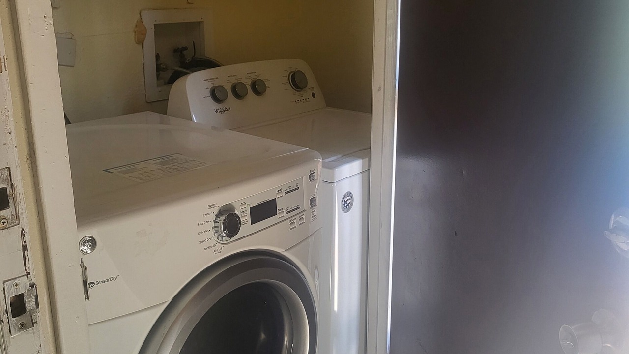 Photo of Bedroom in Englewood East