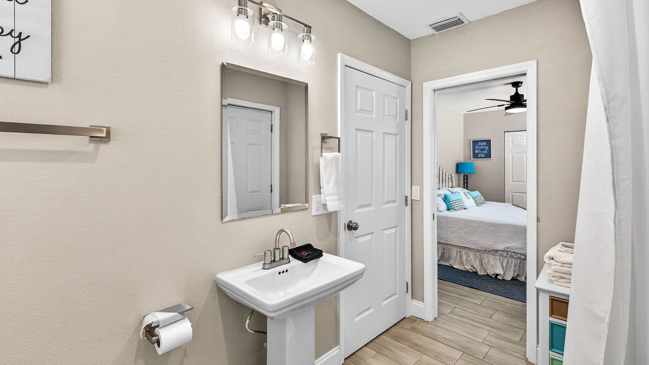 Photo of Bathroom in Bay Esplanade