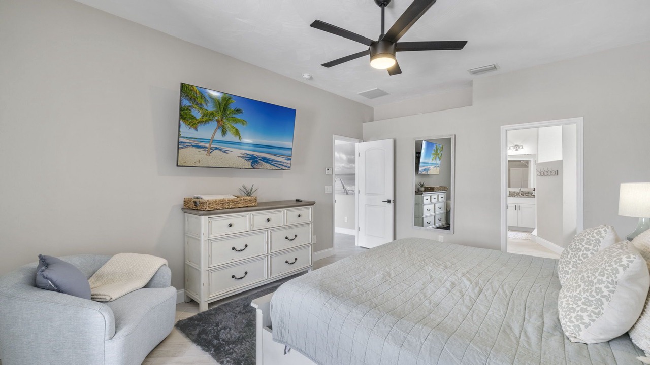 Photo of Bedroom in Caloosahatchee