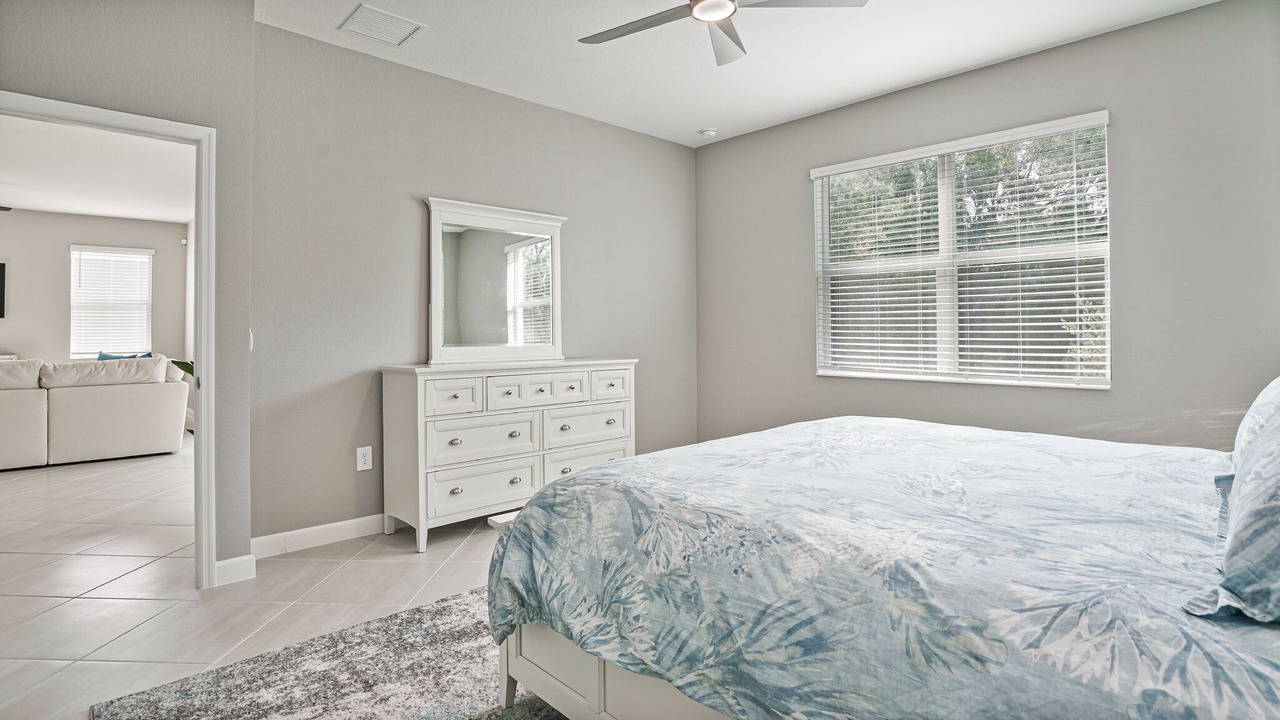 Photo of Bedroom in River Hall