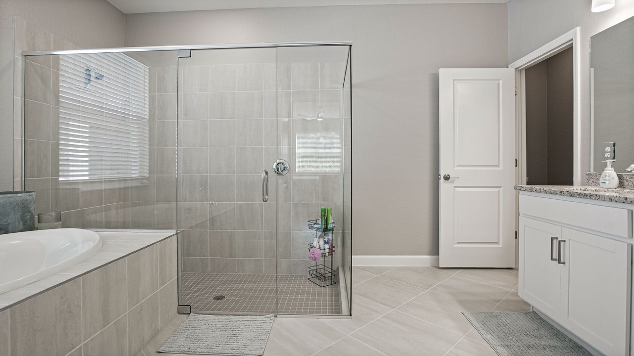 Photo of Bathroom in River Hall