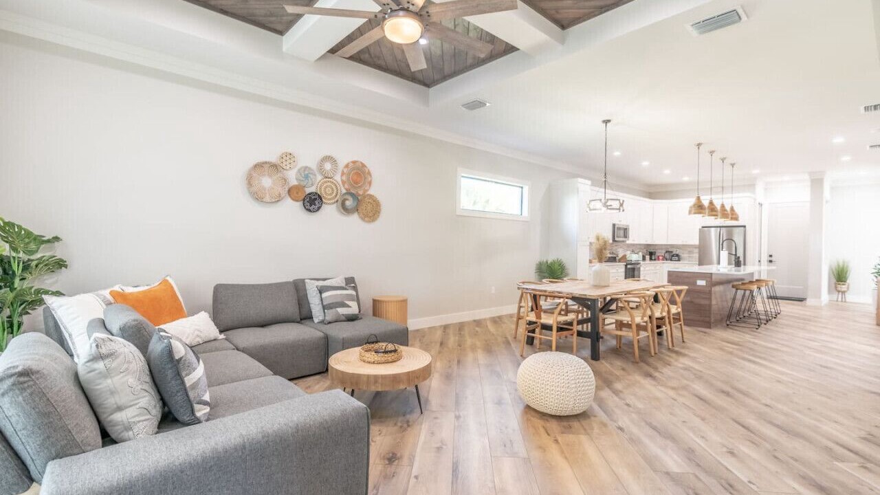 Photo of Livingroom in East Naples