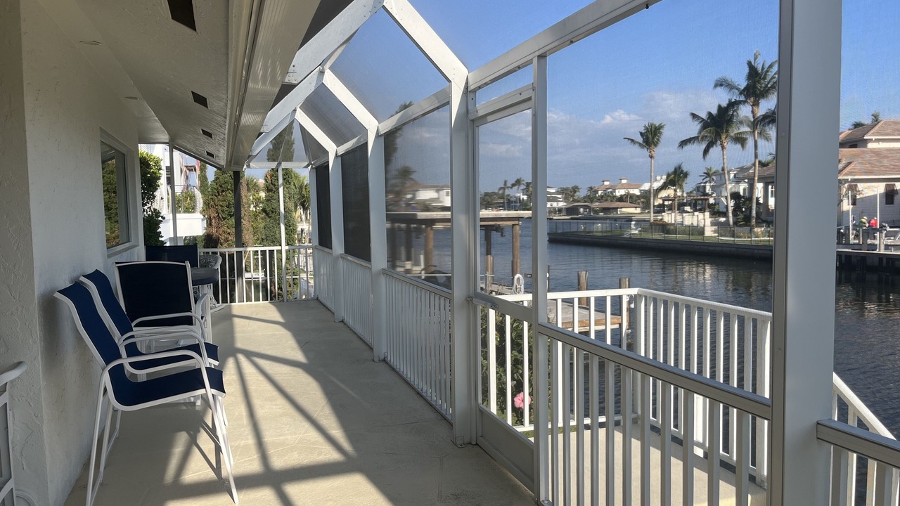 Photo of Patio Balcony in Vanderbilt Beach