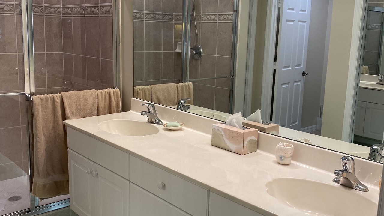 Photo of Bathroom in Naples