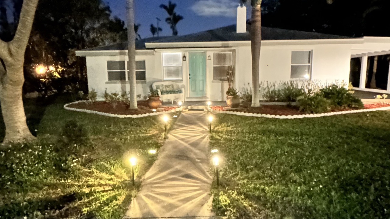 Photo of Outdoor in Allen Park