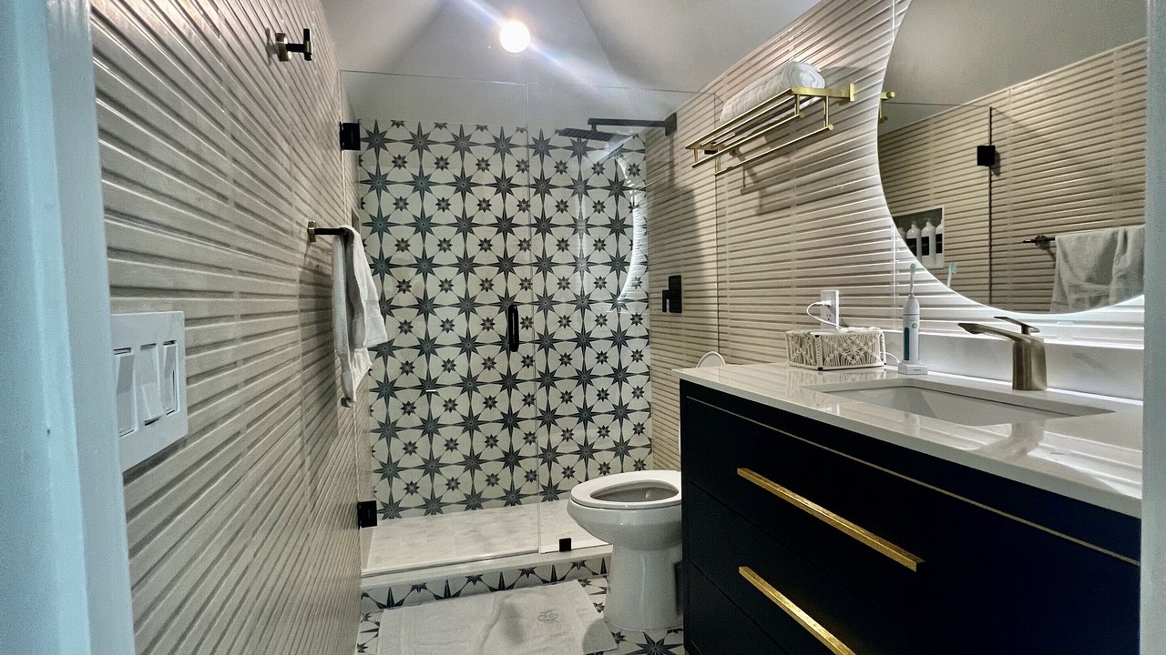 Photo of Bathroom in Safety Harbor Club
